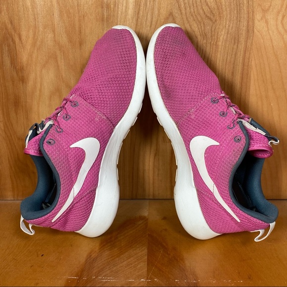 Nike Roshe One Athletoc Shoes Pink Womens 7.5 SEF0973 - Picture 6 of 9
